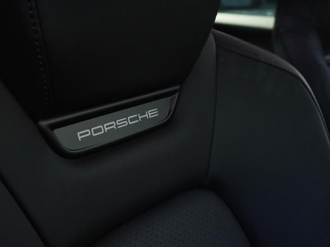 PORSCHE Cayenne Photo 16