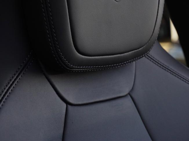 PORSCHE Macan Photo 12
