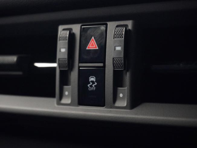 PORSCHE Macan Photo 22