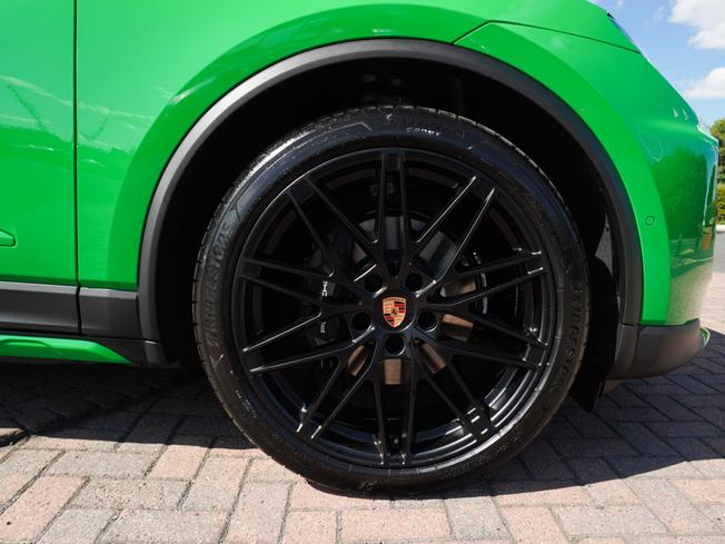 PORSCHE Macan Photo 4