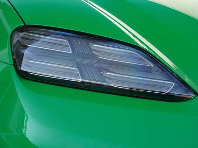 PORSCHE Macan Photo 40