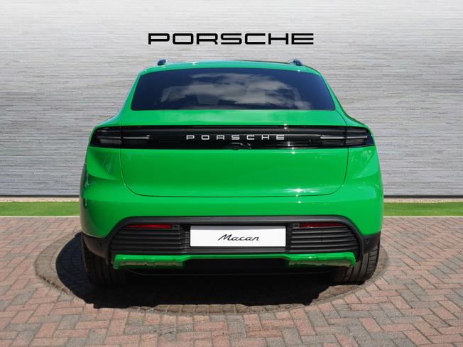 PORSCHE Macan Photo 7