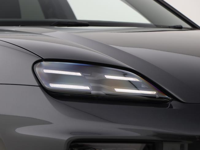 PORSCHE Macan Photo 11