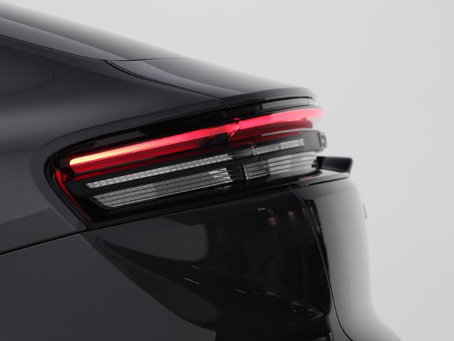 PORSCHE Macan Photo 17