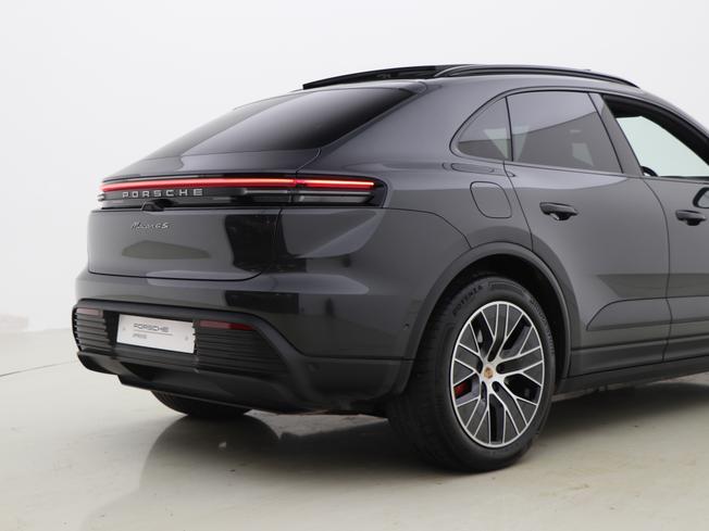 PORSCHE Macan Photo 19