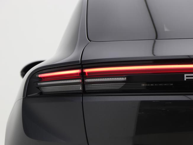 PORSCHE Macan Photo 20