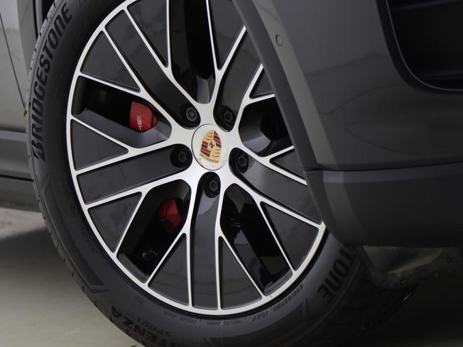 PORSCHE Macan Photo 21