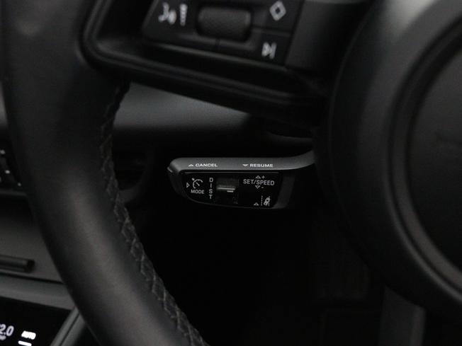 PORSCHE Macan Photo 38