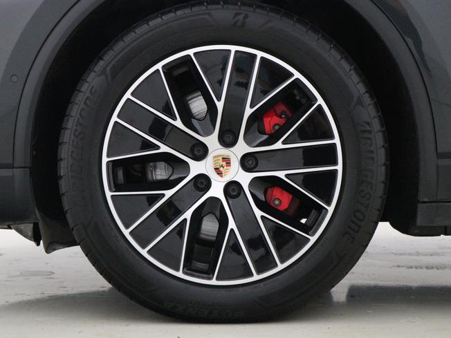 PORSCHE Macan Photo 4