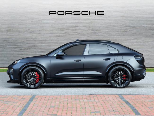 PORSCHE Macan Photo 6
