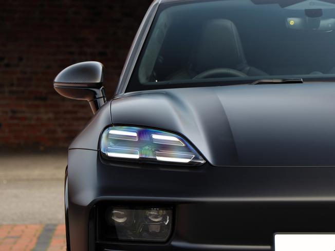 PORSCHE Macan Photo 9