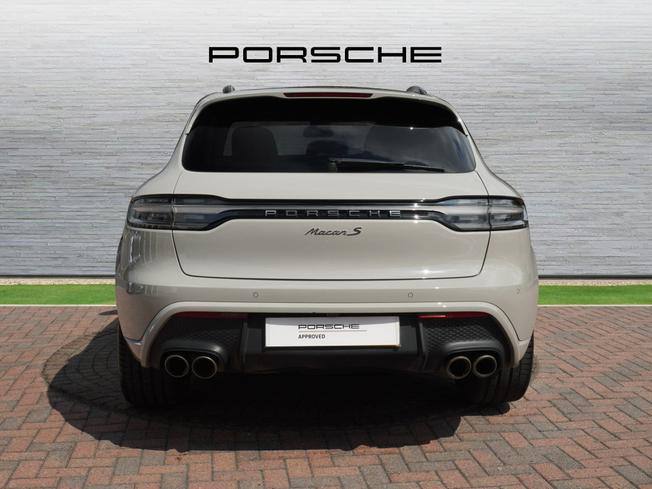 PORSCHE Macan Photo 7