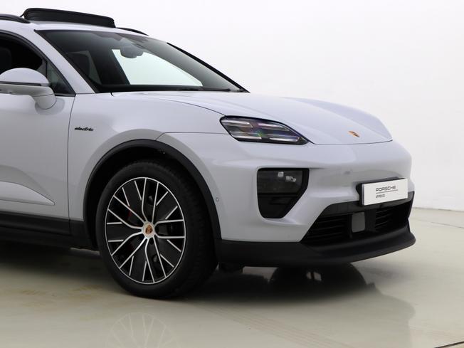 PORSCHE Macan Photo 11