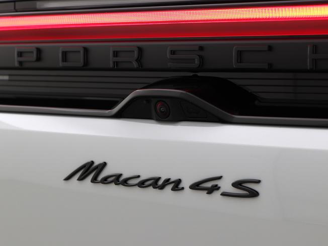 PORSCHE Macan Photo 23