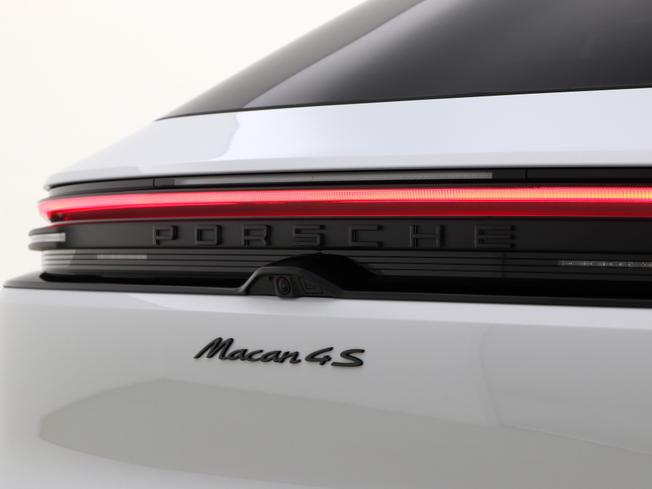 PORSCHE Macan Photo 24
