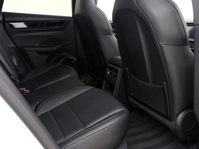 PORSCHE Macan Photo 29