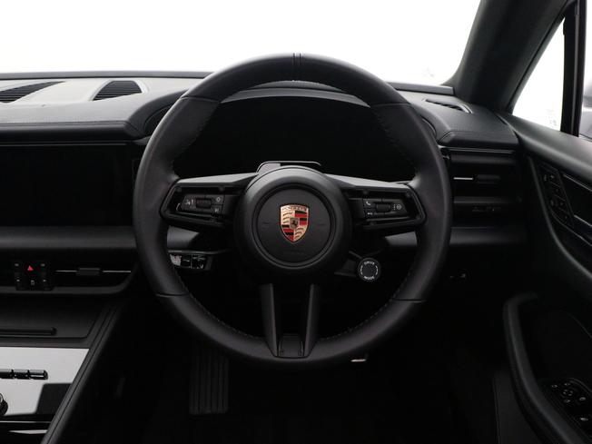 PORSCHE Macan Photo 33