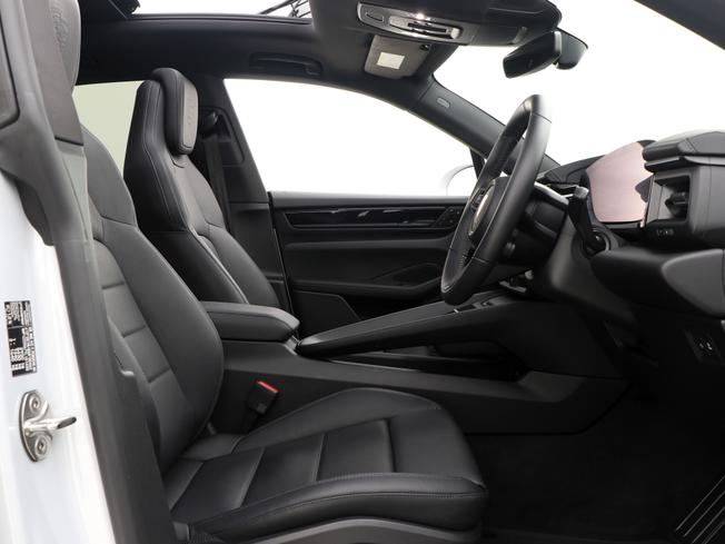 PORSCHE Macan Photo 41