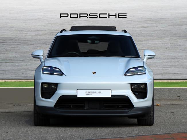 PORSCHE Macan Photo 7