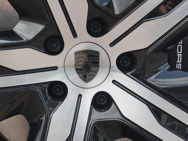 PORSCHE Macan Photo 50