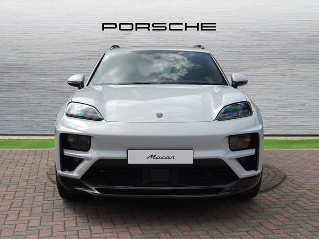 PORSCHE Macan Photo 6