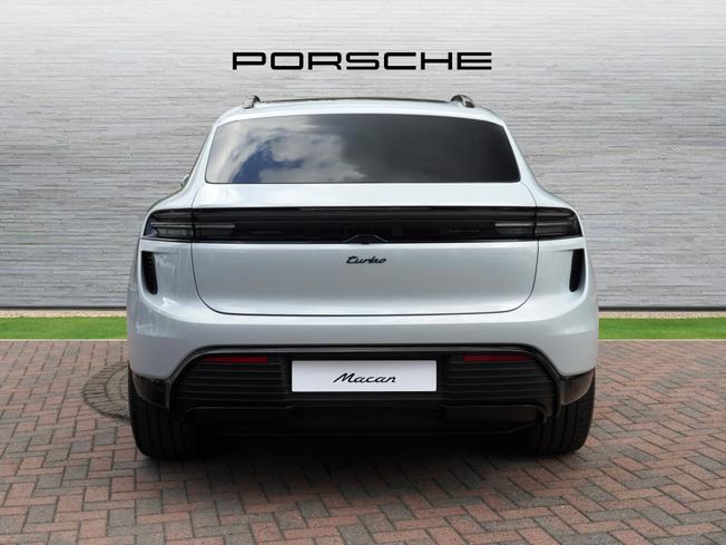 PORSCHE Macan Photo 7