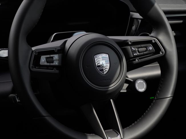 PORSCHE Macan Photo 8