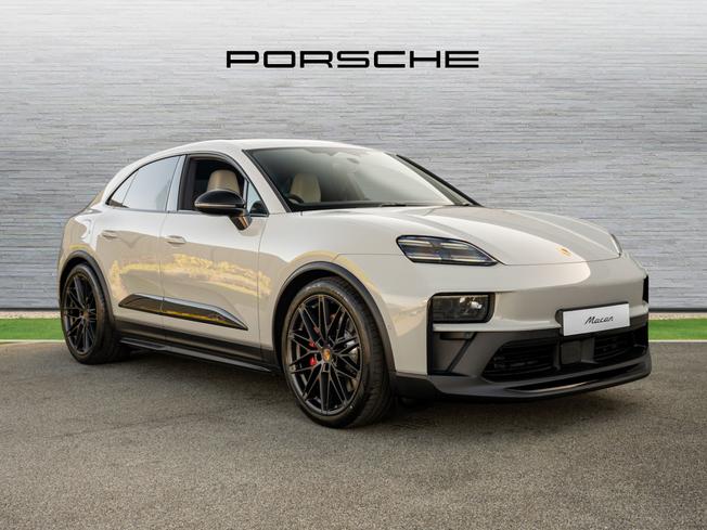 PORSCHE Macan Photo 1