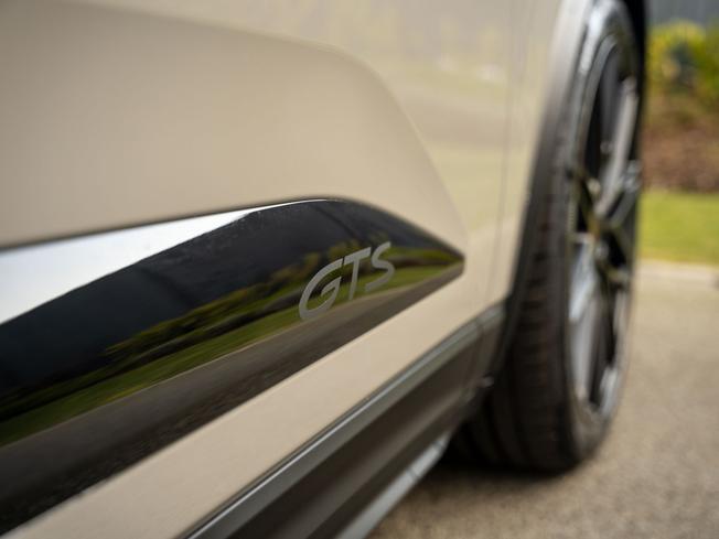 PORSCHE Macan Photo 29