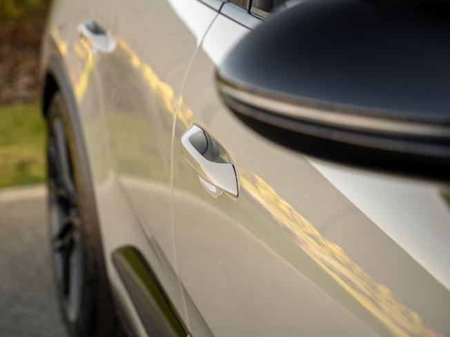 PORSCHE Macan Photo 32