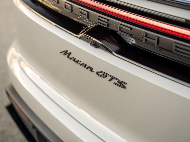PORSCHE Macan Photo 36
