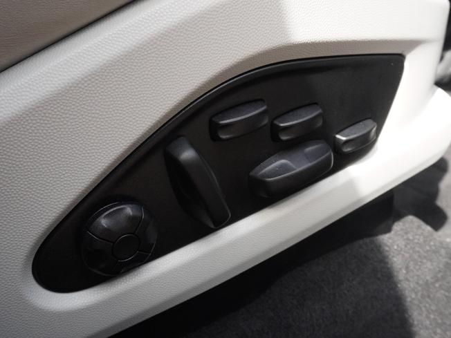 PORSCHE Macan Photo 26