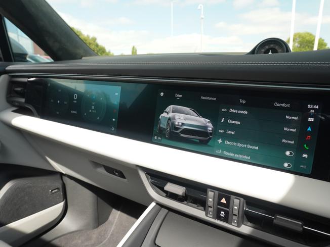PORSCHE Macan Photo 33