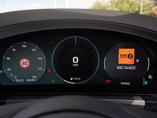 PORSCHE Macan Photo 35