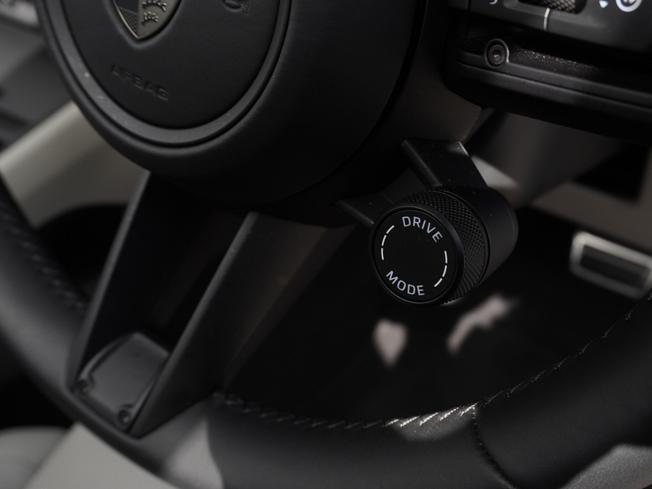 PORSCHE Macan Photo 36