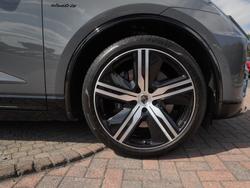 PORSCHE Macan Photo 4