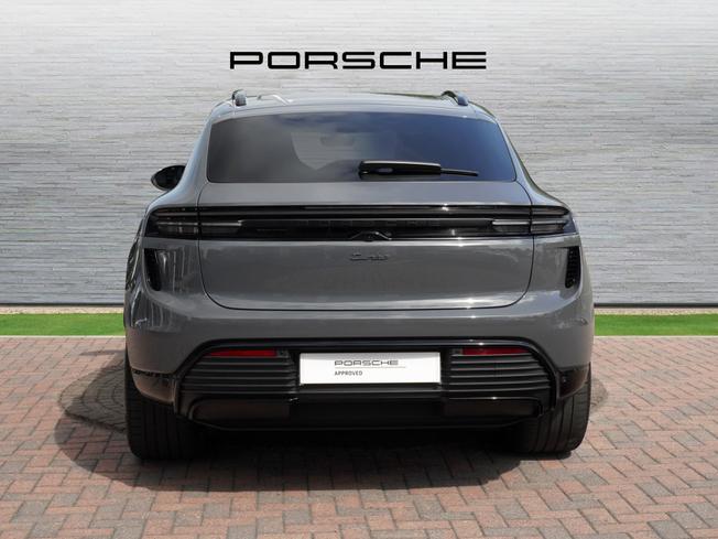 PORSCHE Macan Photo 7
