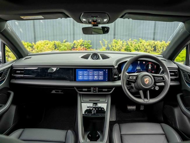 PORSCHE Macan Photo 23
