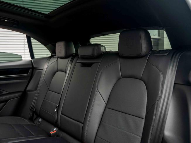 PORSCHE Macan Photo 27