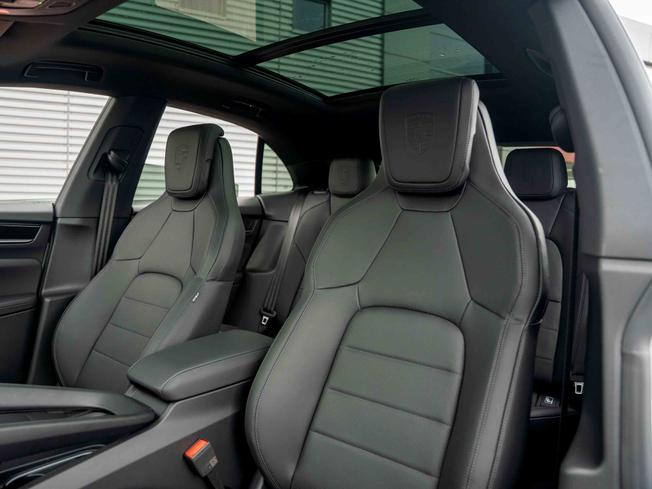 PORSCHE Macan Photo 29
