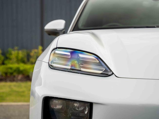 PORSCHE Macan Photo 37