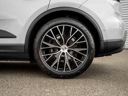 PORSCHE Macan Photo 4