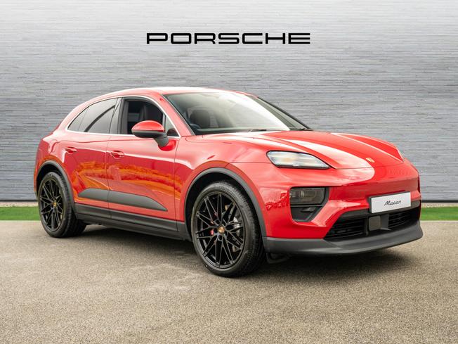 PORSCHE Macan Photo 1