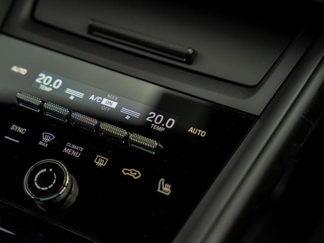 PORSCHE Macan Photo 26