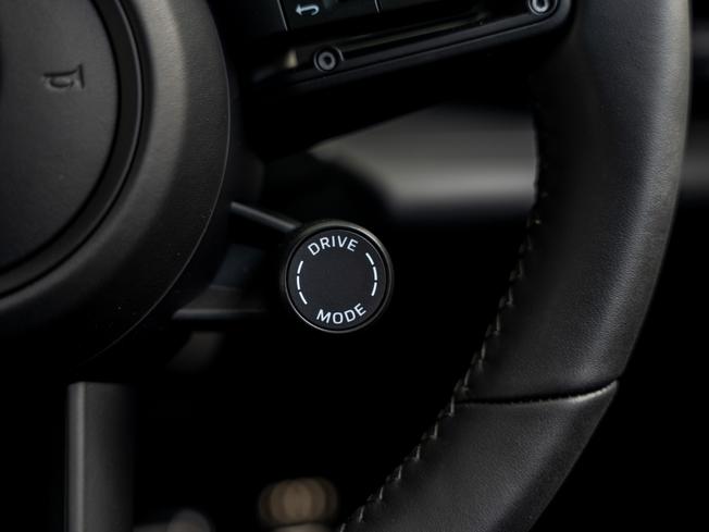 PORSCHE Macan Photo 27