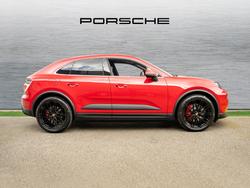 PORSCHE Macan Photo 5