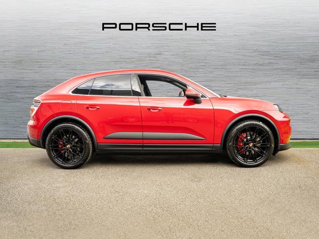 PORSCHE Macan Photo 5