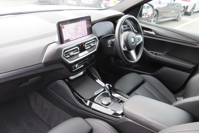BMW X4 Photo 14