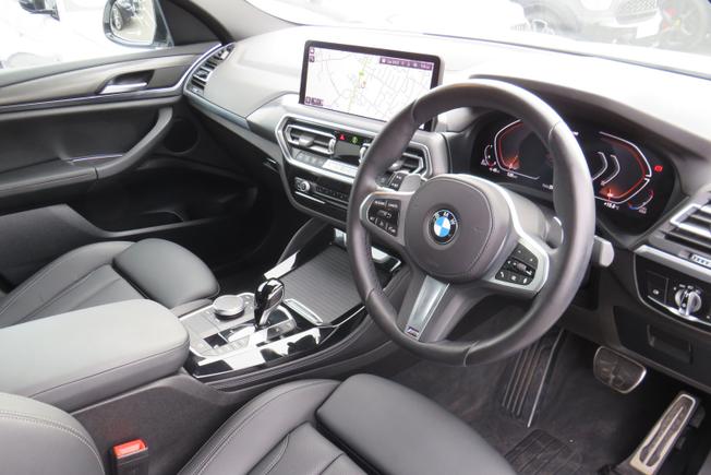 BMW X4 Photo 24