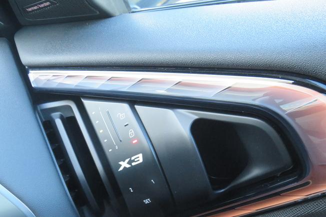 BMW X3 Photo 17